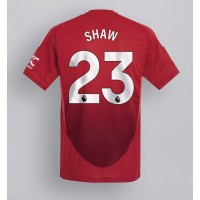 Maglie da calcio Manchester United Luke Shaw #23 Prima Maglia 2024-25 Manica Corta